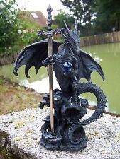 87009   FIGURINE DRAGON NOIR ET  COUPE PAPIER  EN RESINE FANTASY 22 CM   DERNIER
