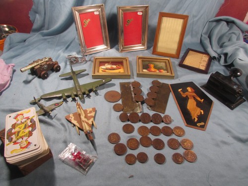Brocante vide placards..petits