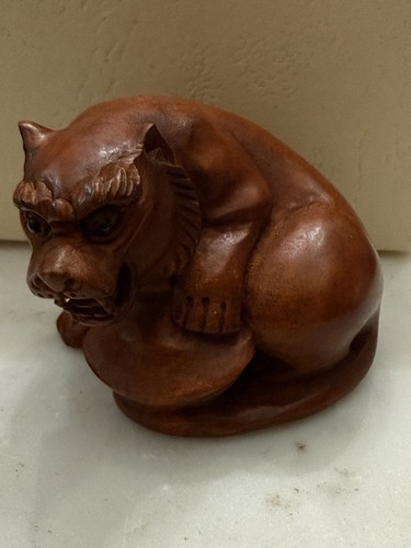 Hand carved netsuke - netsuke, featuring