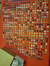 Gros lot de 2110 Capsules de Champagne 