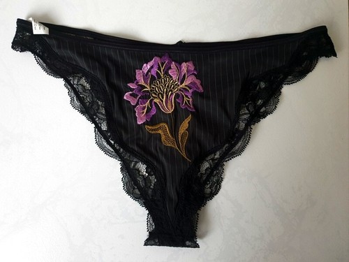 Lise charmel string - lise,