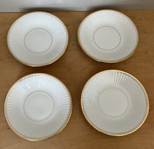 4 Sous Tasses Blanches Dorée