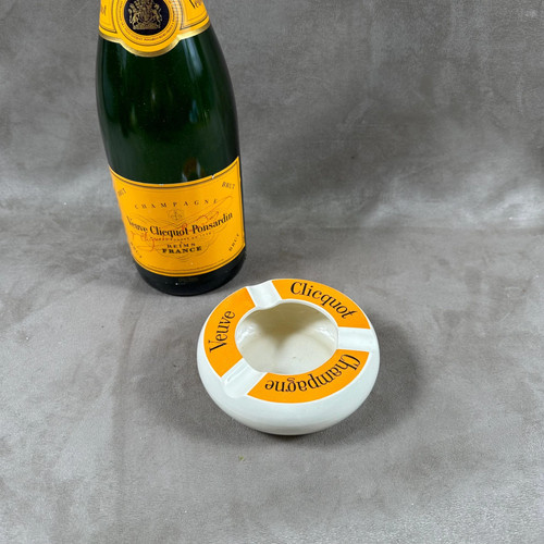 Rare cendrier veuve cliquot - cendrier,