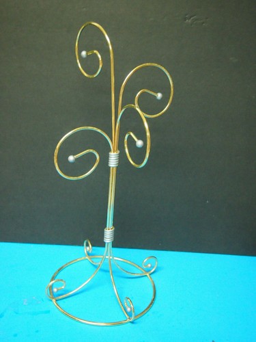 Metal multi tiers stands - metal,