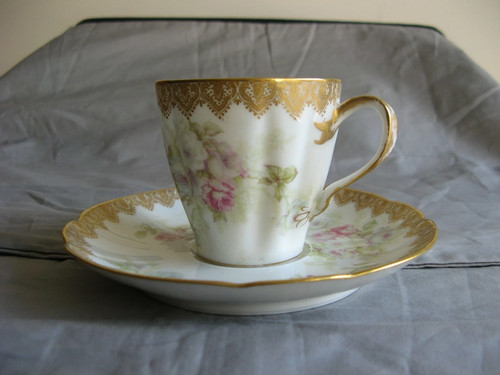 Très belle tasse - et, soucoupe