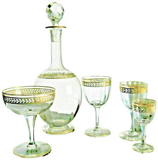 Service à vin rouge à pied