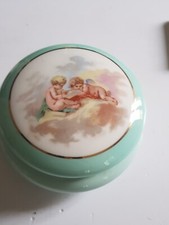 bonbonnière, boite à bijoux, à poudre porcelaine T&V Limoges