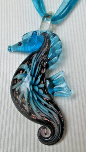 Pendentif vintage cordon bleu