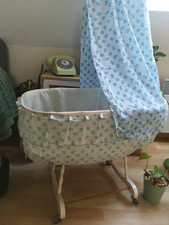 Ancien landau de poupée année 1970 / 1980