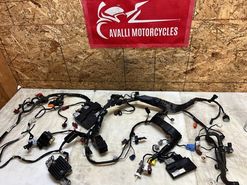 11 honda cbr1000rr - 09, 10