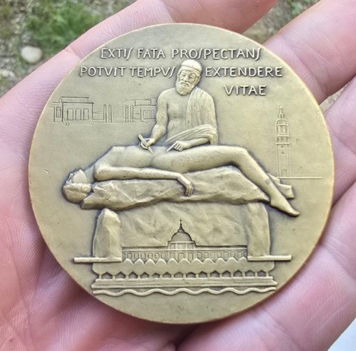 Médecine médaille au - ,,