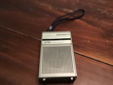  vintage transistor radio
