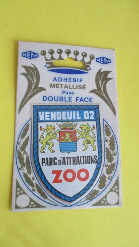Blason adhésif métallisé