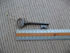 petite clé  ancienne N° 174 jpm  serrure meuble coffre pendule boite sécurité