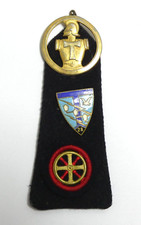 INSIGNES BERET EPAULETTE 28°