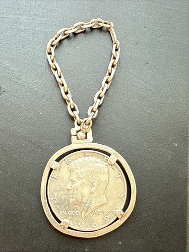 Ancien porte clés argent - en,
