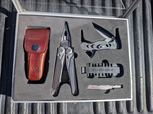 Vintage leatherman surge - surge, &