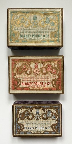Lot boites scélées de - de,