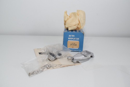 B98 auto replicas kit - 1:43,