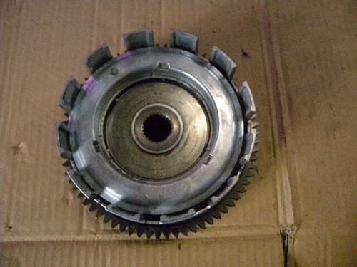 Cloche embrayage vf750f - d,