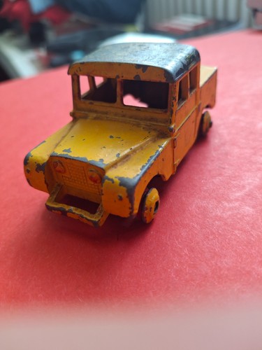 Dinky toys land rover - dinky,