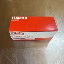 CLIGNOTANT AVANT GAUCHE TRICITY 300 NEUF OEM YAMAHA BX9-H3310-00