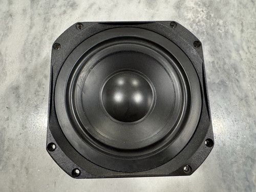 Paradigm studio v2 - 40,