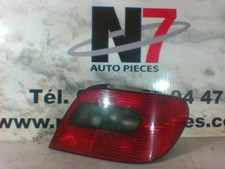 Feu arriere principal droit