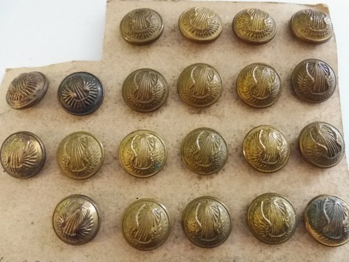 Ancien bouton militaire - ,