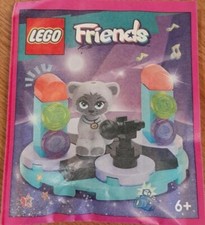 LEGO Friends : Chat (Gertrude) Mini Figurine Sur Karaoke Scène Set (21 Pièces)