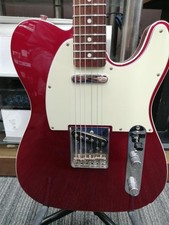(Fender Japan) Guitare