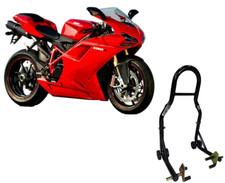 Cavalier Avant Pour Élever La