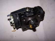 Cylindre de roue TOYOTA 47570 25011 STOUT RK110,YK110 DYNA 150 YY5*,6*,LY60