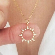 Pendentif soleil finition or