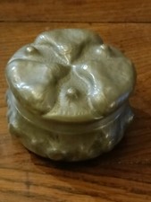  Boite en Étain  Signée A . E Chanal d'époque Art Nouveau.