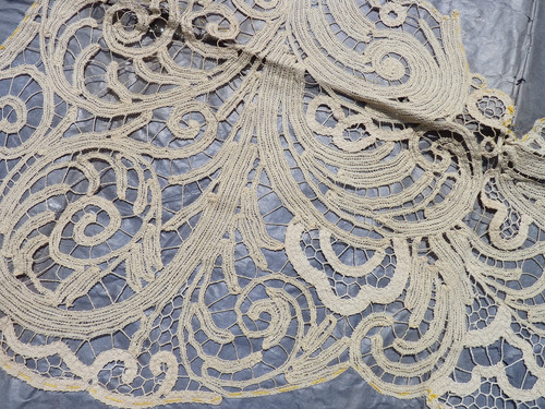 Ancienne dentelle luxeuil - ancienne, de
