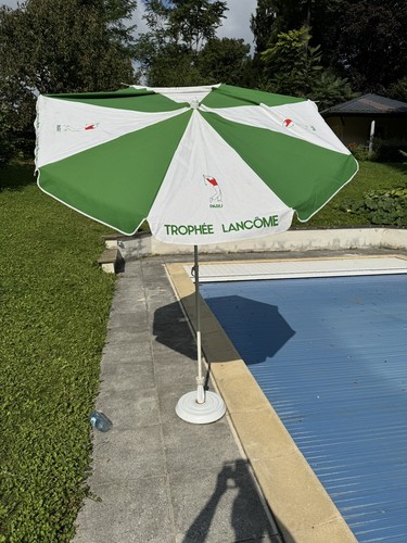 Parasol publicitaire trophée - publicitaire,
