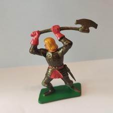 VINTAGE FIGURINE STARLUX