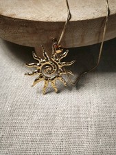 Collier femme en acier inoxydable doré avec pendentif soleil