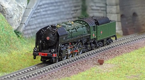 Arnold hn2483s locomotive - arnold,