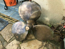 ANCIENNE HELICE DE BATEAU EN