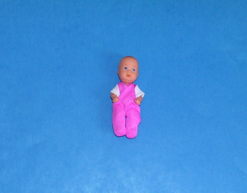 Petit poupon bébé steffi - bébé,