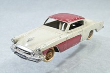 BK364 Dinky Toys France #24Y Studebaker Commander C/-