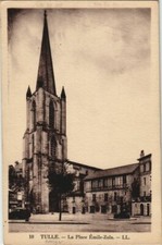 CPA Tulle La place Emile Zola