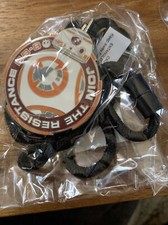 NWT DLR Cast Exclusive BB- 8
