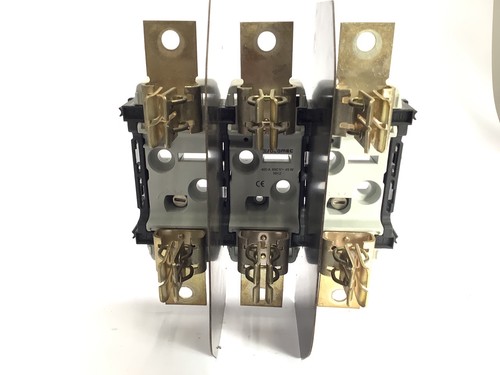 63013039 socomec socle - 63013039,
