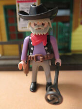 cowboy barbu avec fer de