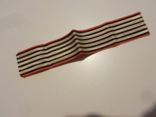 coupe de ruban pour médaille