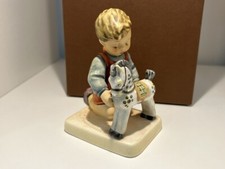 Figurine bourdon 423 L'ami des