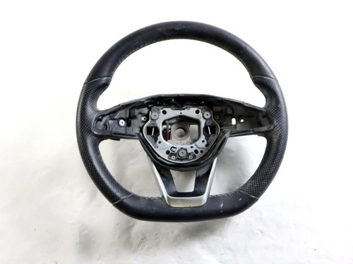 A00246022039e38 volant cuir - en,